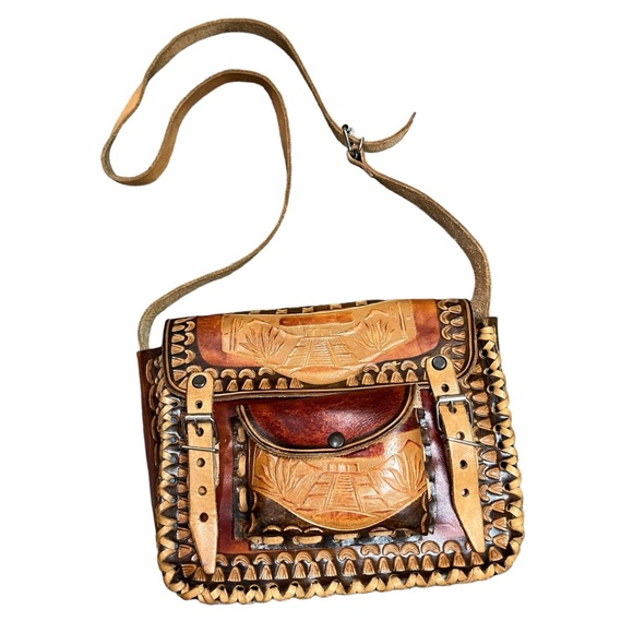 Vintage Mexican Hand Tooled Leather Crossbody Bag - Picture 2 of 11